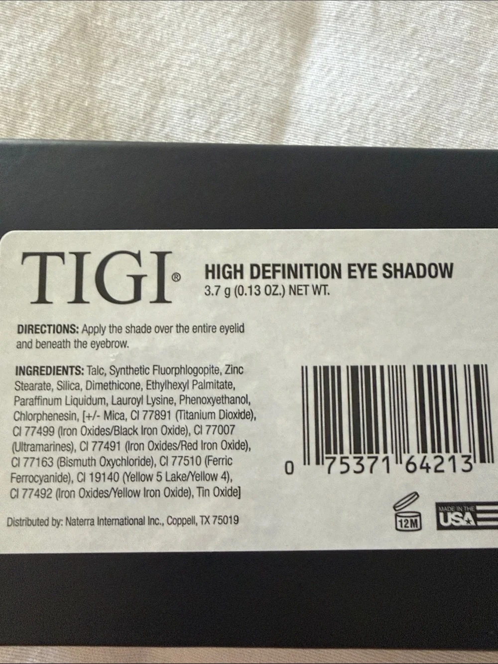 TIGI Eyeshadow Duo — Green & Lavender Purple